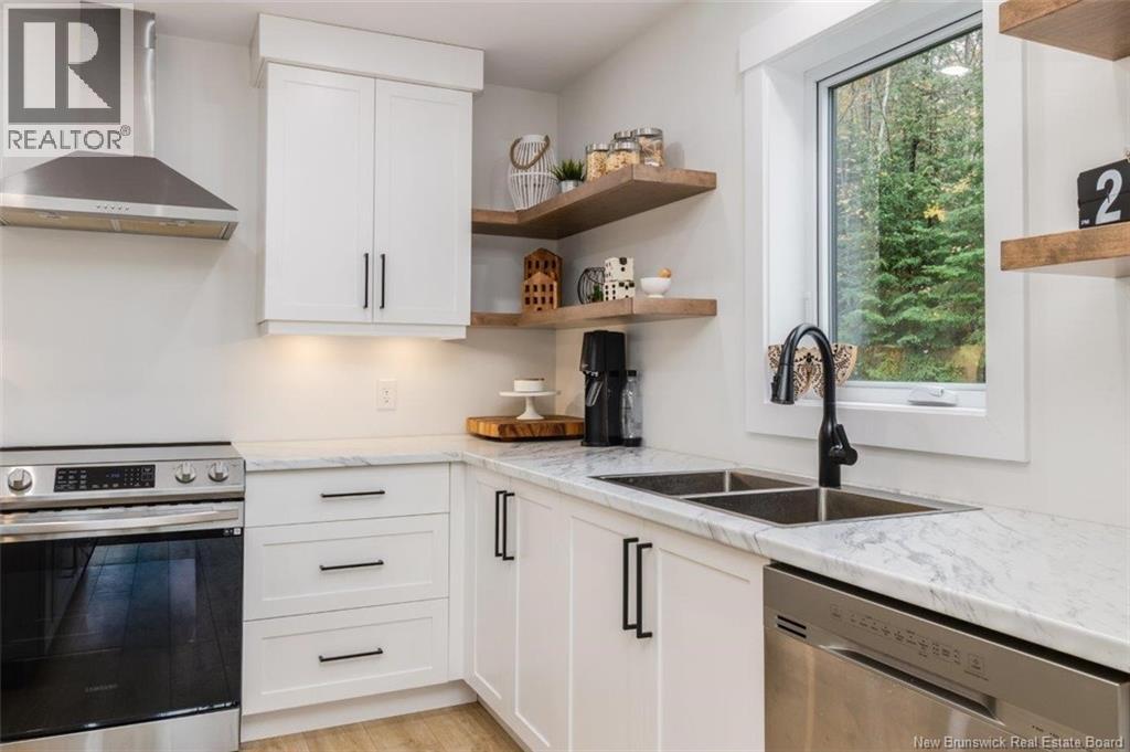 15 Loyalist Lane, Upper Kingsclear, New Brunswick E3E 0E3 - Photo 22 - NB129016