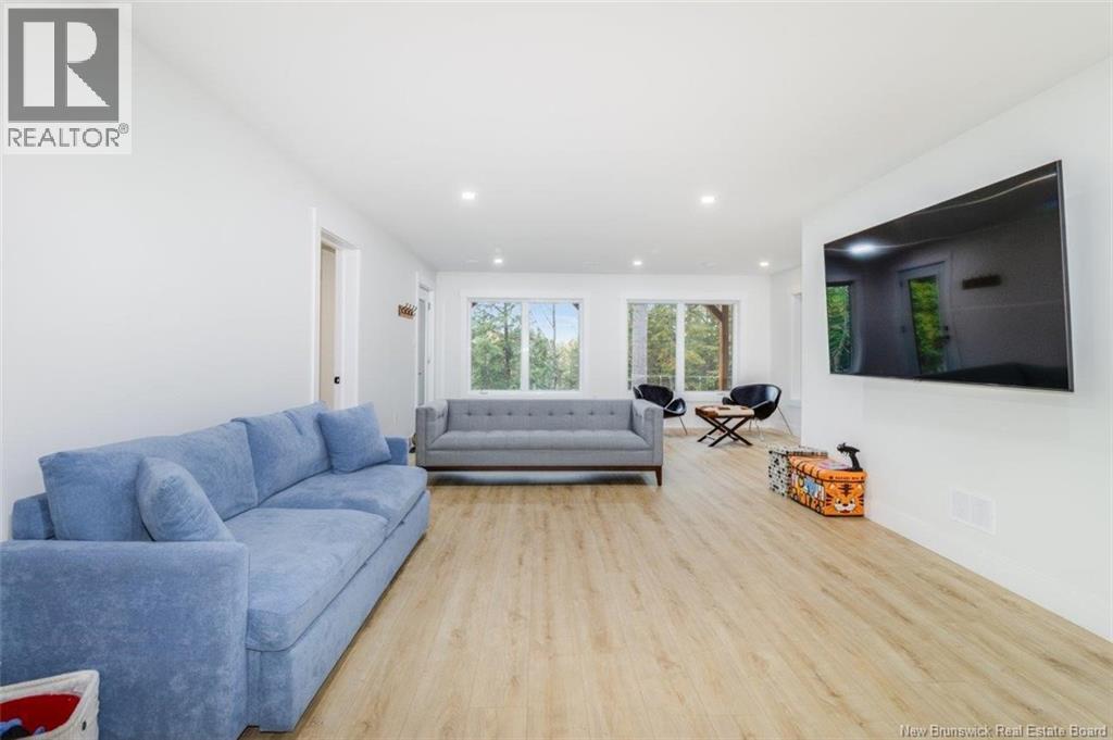 15 Loyalist Lane, Upper Kingsclear, New Brunswick E3E 0E3 - Photo 34 - NB129016