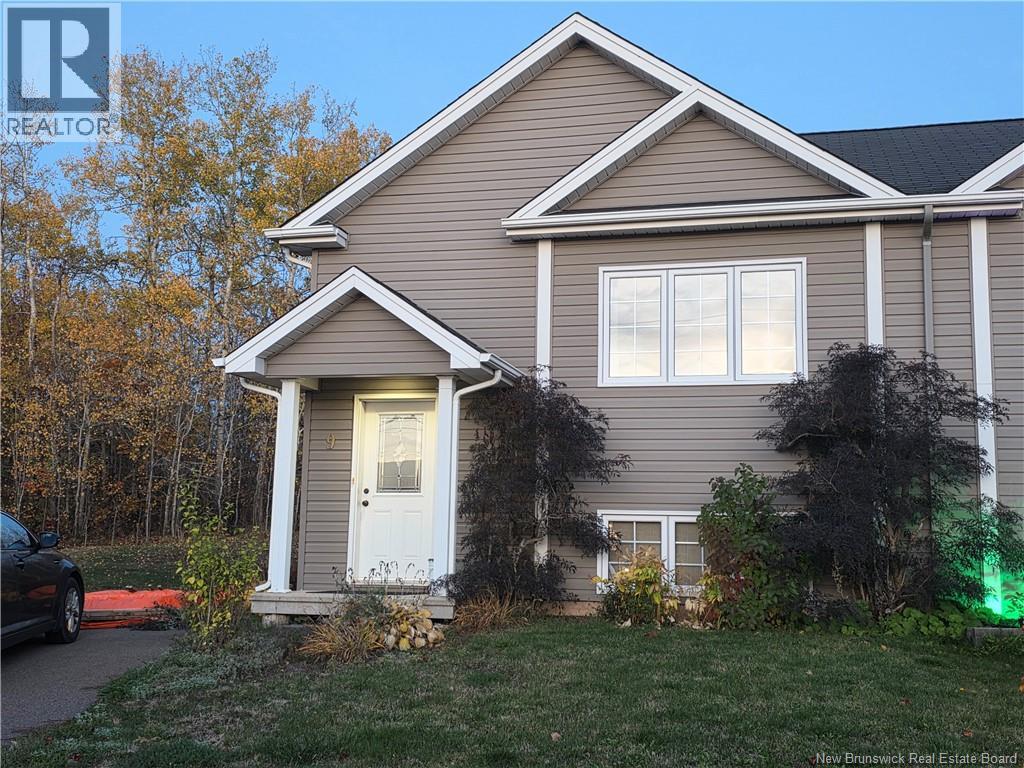 9 Jeremie Court, Moncton, New Brunswick E1A 0B7 - Photo 1 - NB129086