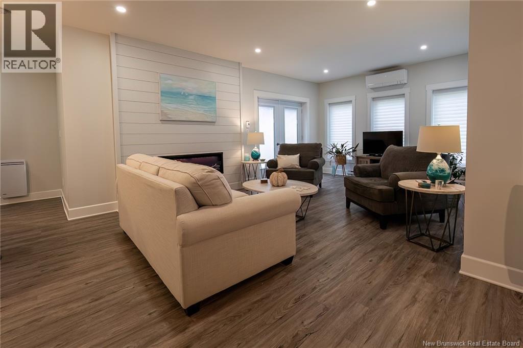 955 Main Street, Grand Falls, New Brunswick  E3Z 2W3 - Photo 23 - NB129017