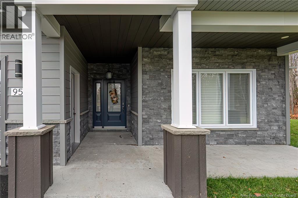 955 Main Street, Grand Falls, New Brunswick  E3Z 2W3 - Photo 8 - NB129017