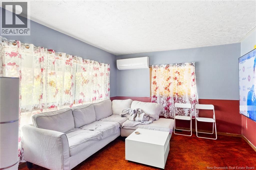 17 Queen Street, Minto, New Brunswick  E4B 3P2 - Photo 12 - NB129118