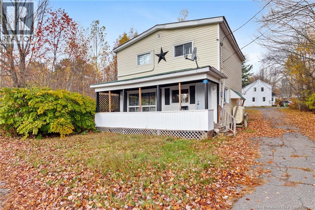 17 Queen Street, Minto, New Brunswick  E4B 3P2 - Photo 2 - NB129118