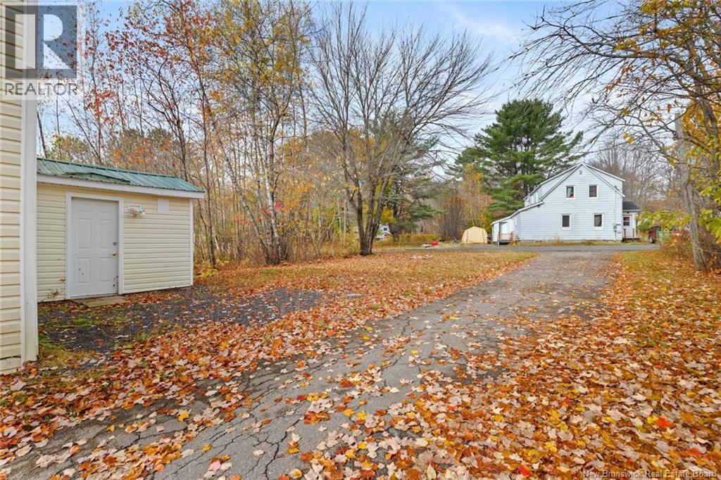 17 Queen Street, Minto, New Brunswick  E4B 3P2 - Photo 3 - NB129118