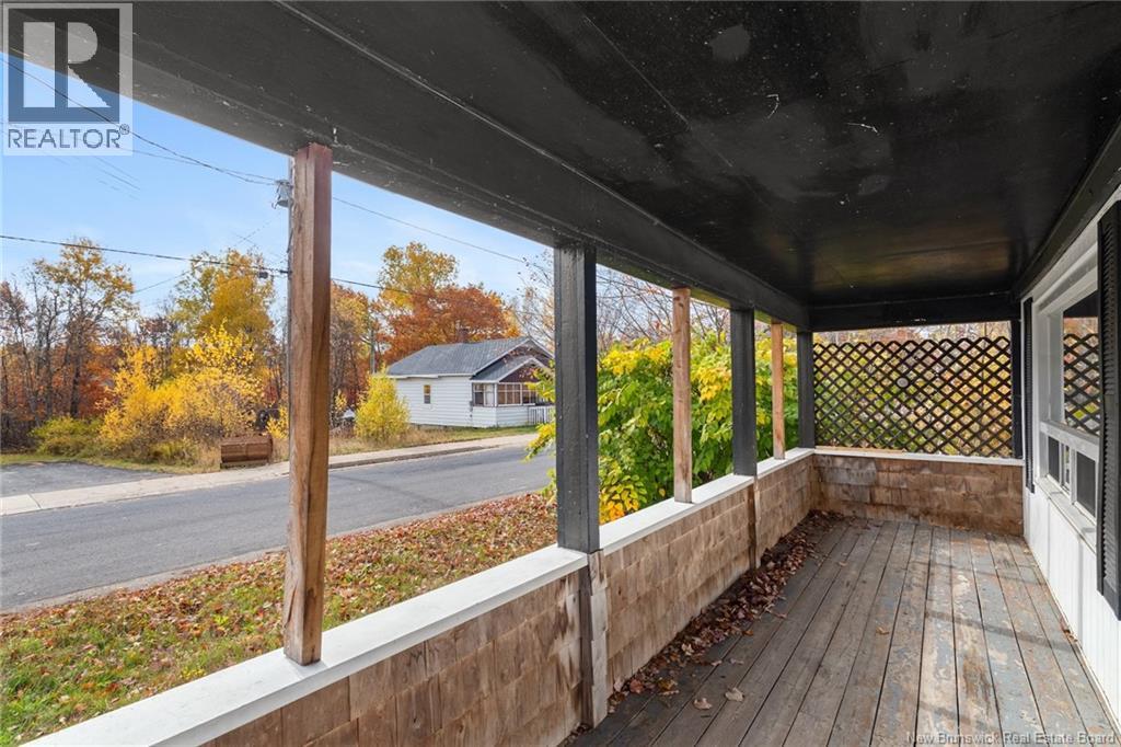 17 Queen Street, Minto, New Brunswick  E4B 3P2 - Photo 8 - NB129118