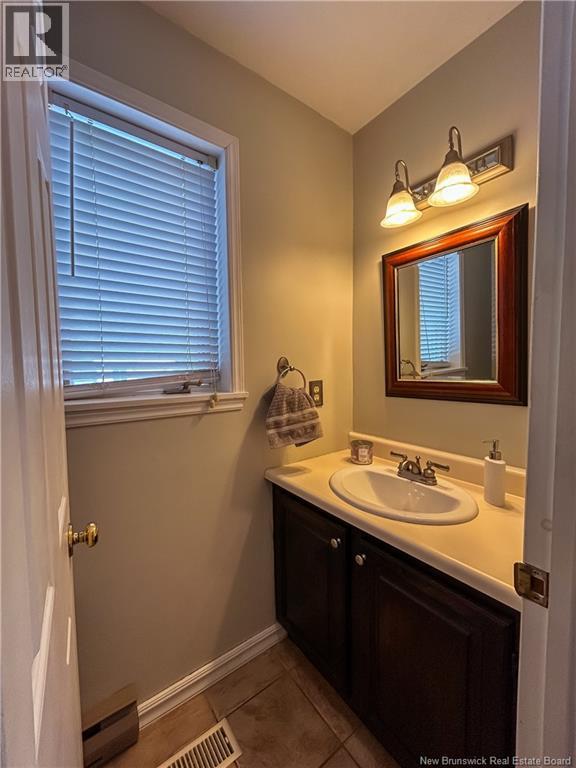 22 Walker Crescent, Campbellton, New Brunswick E3N 3N8 - Photo 31 - NB128974