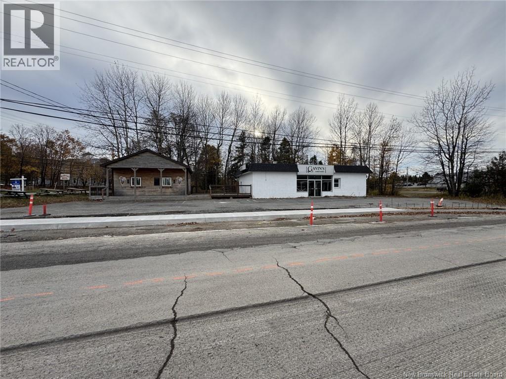 16 Scott Avenue, Rothesay, New Brunswick