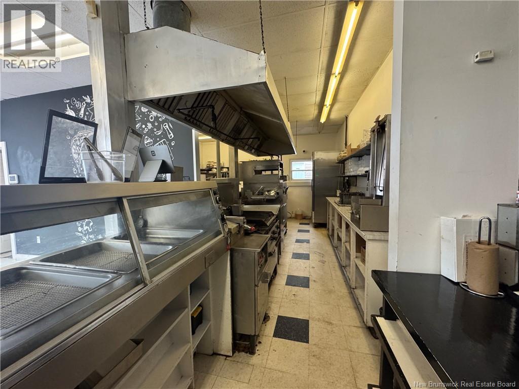 16 Scott Avenue, Rothesay, New Brunswick E2E 2K3 - Photo 17 - NB129148