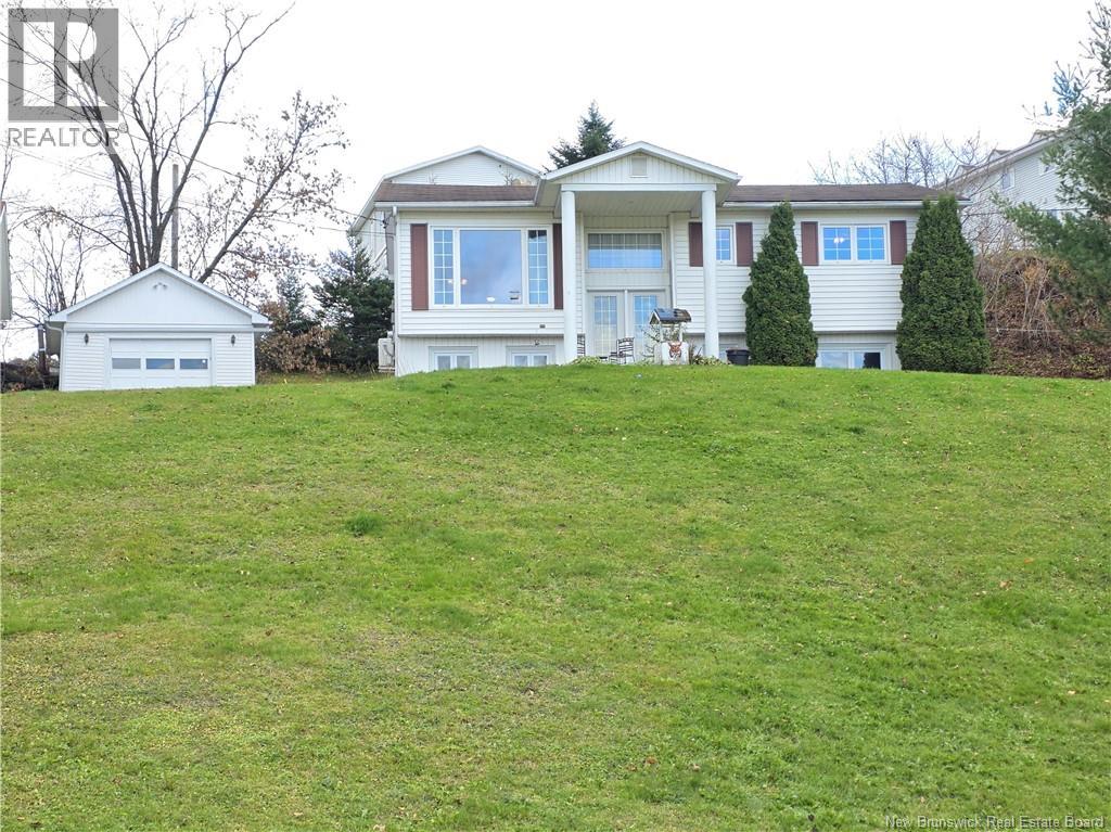 219 Victoria Street, Grand Falls, New Brunswick E3Z 3C3 - Photo 4 - NB129218