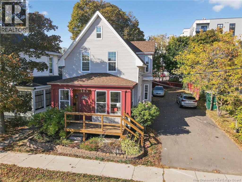 105 Gordon Street, Moncton, New Brunswick E1C 1M5 - Photo 1 - NB129314