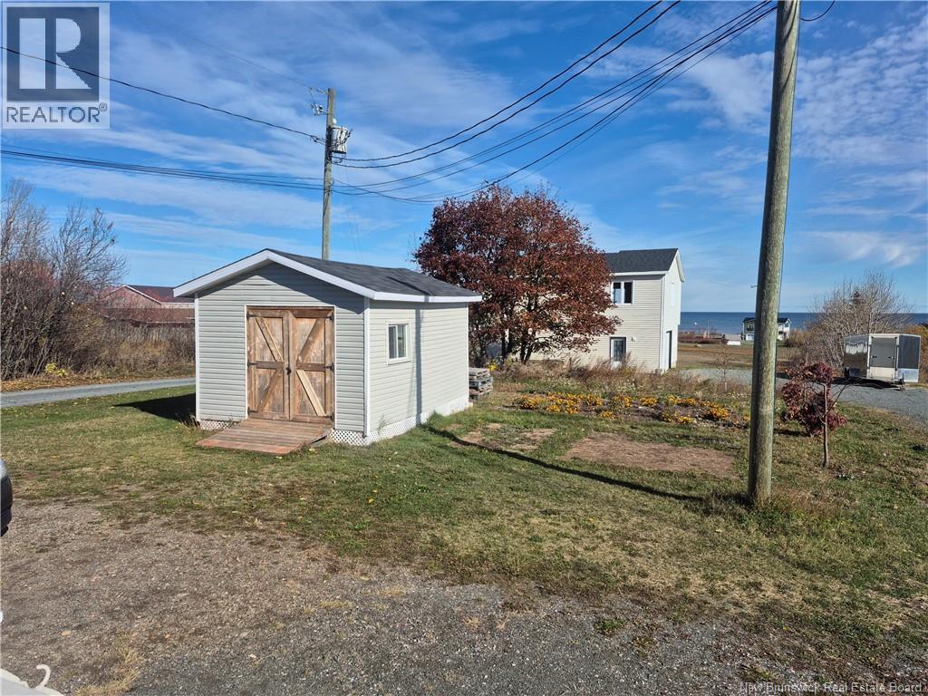 1043 Route 134, Petit-Rocher-Sud, New Brunswick  E8J 1B8 - Photo 3 - NB129273