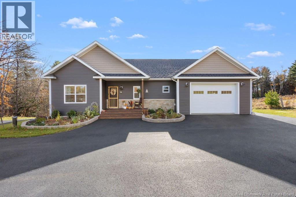 1253B RTE 425, Whitney, New Brunswick