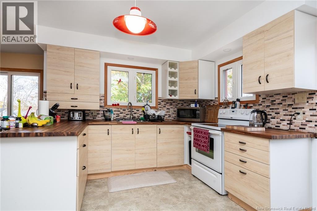 16 Pine Tree Lane, Youngs Cove, New Brunswick E4C 2M6 - Photo 4 - NB129479