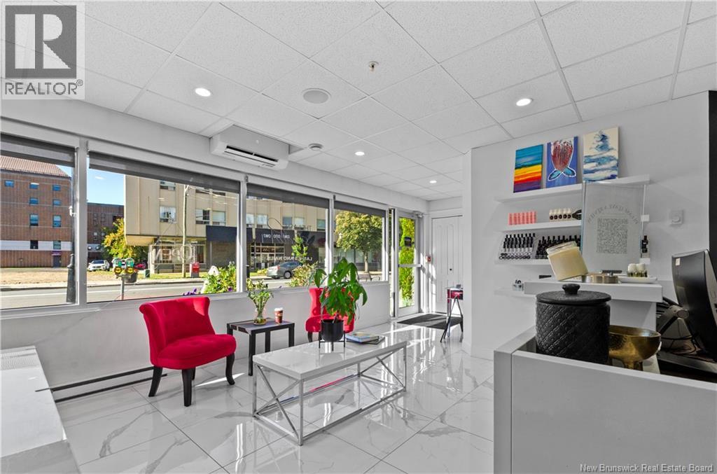 215 Queen Street, Fredericton, New Brunswick  E3B 0Y2 - Photo 7 - NB128830