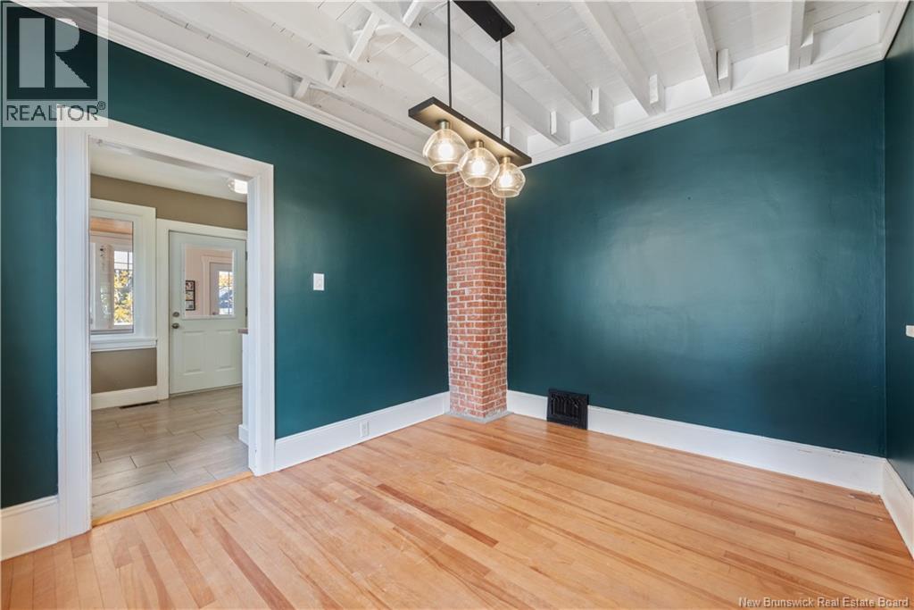 244 Salisbury Road, Moncton, New Brunswick E1E 1A7 - Photo 9 - NB128999