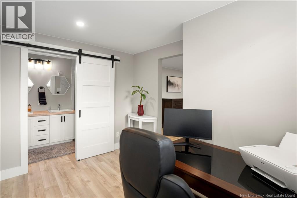 125 Roche, Bathurst, New Brunswick  E2A 3E5 - Photo 28 - NB129567
