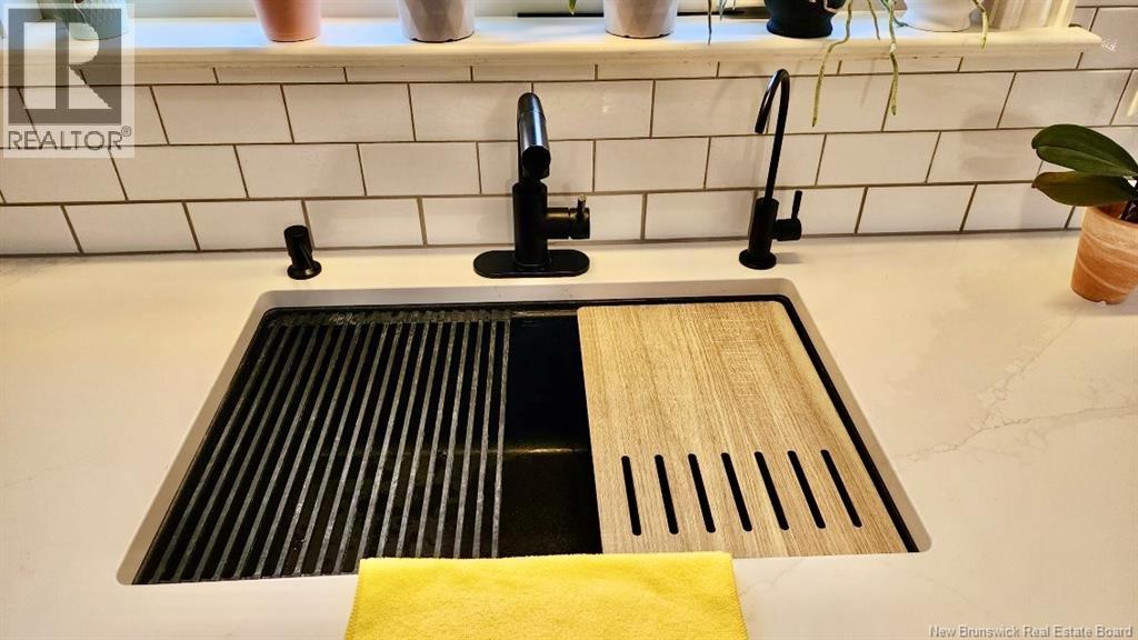 37 Guy Street, Shediac, New Brunswick E4P 0L5 - Photo 12 - NB129409