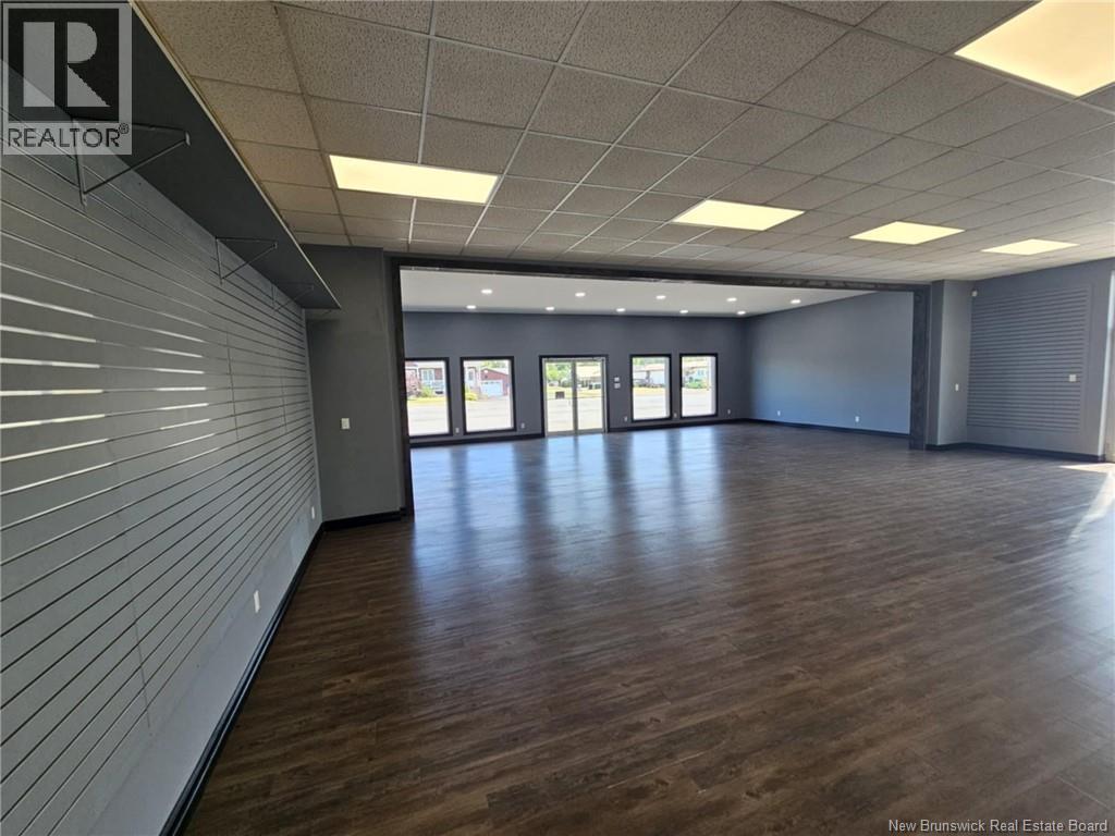 654 Principale Street, Beresford, New Brunswick  E8K 2B5 - Photo 13 - NB129612