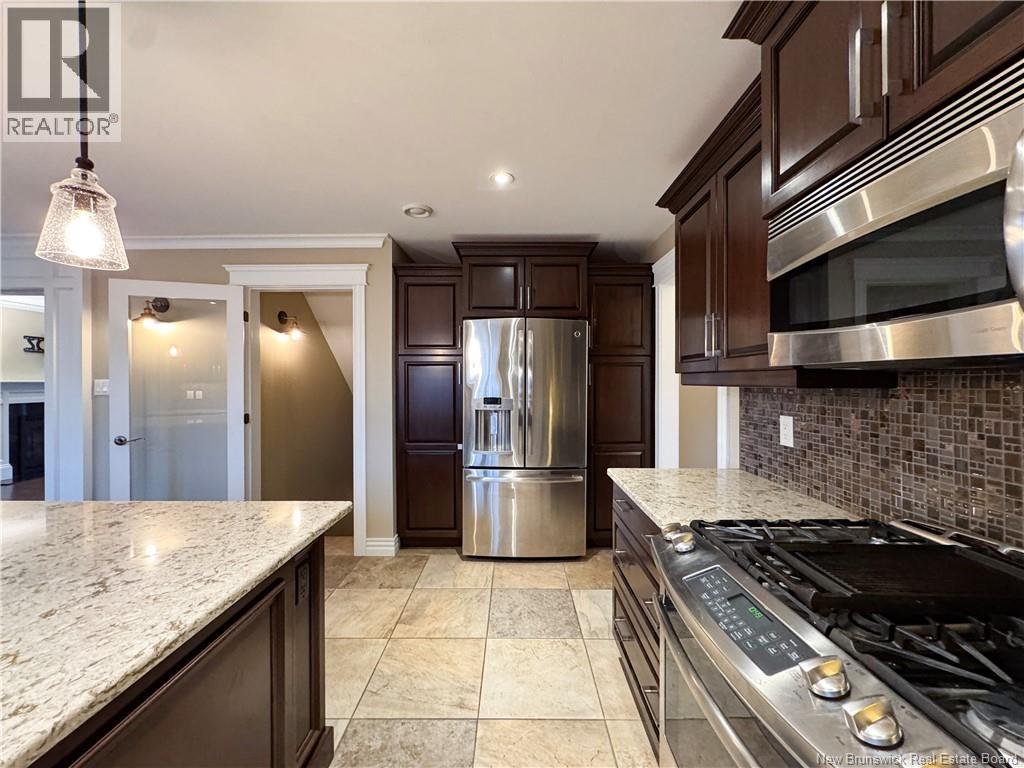 145 Amiens Drive, Moncton, New Brunswick E1G 5R5 - Photo 11 - NB129634