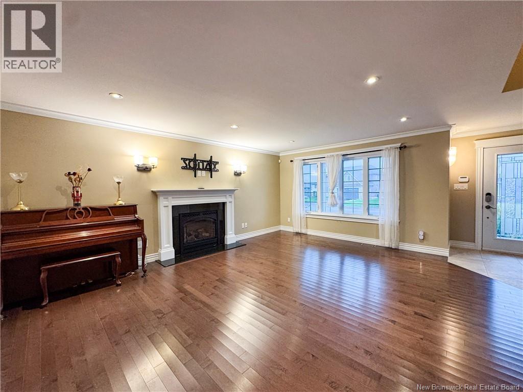 145 Amiens Drive, Moncton, New Brunswick E1G 5R5 - Photo 4 - NB129634