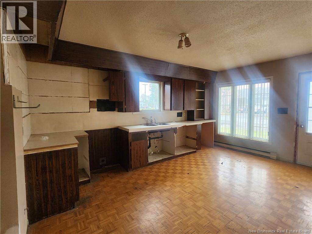 32 Rue Pelletier, Saint-Quentin, New Brunswick  E8A 1Y1 - Photo 3 - NB129665