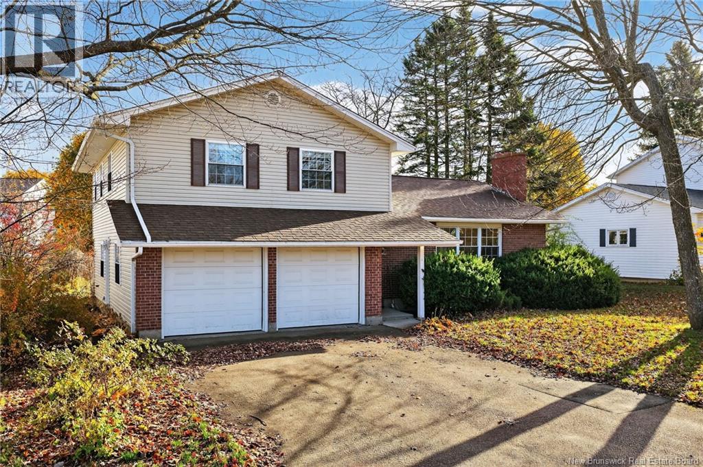 18 Grindstone Drive, Riverview, New Brunswick  E1B 3N9 - Photo 2 - NB129203