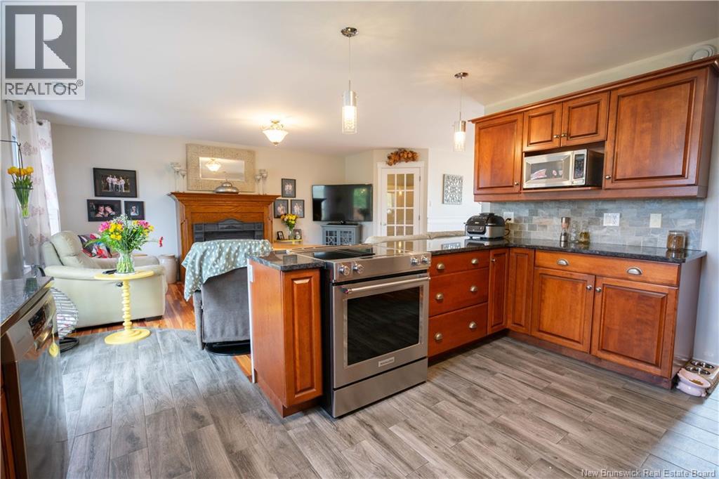 86 Cedarwood Drive, Saint John, New Brunswick  E2K 5P4 - Photo 8 - NB129585