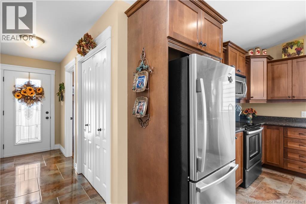 87 Syrah Court, Dieppe, New Brunswick E1A 6A7 - Photo 11 - NB129769