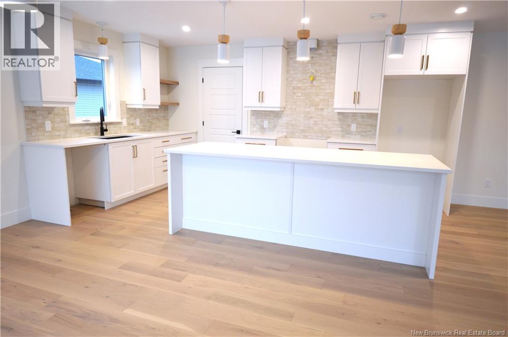 57 Robert, Shediac, New Brunswick  E4P 0R2 - Photo 7 - NB129904