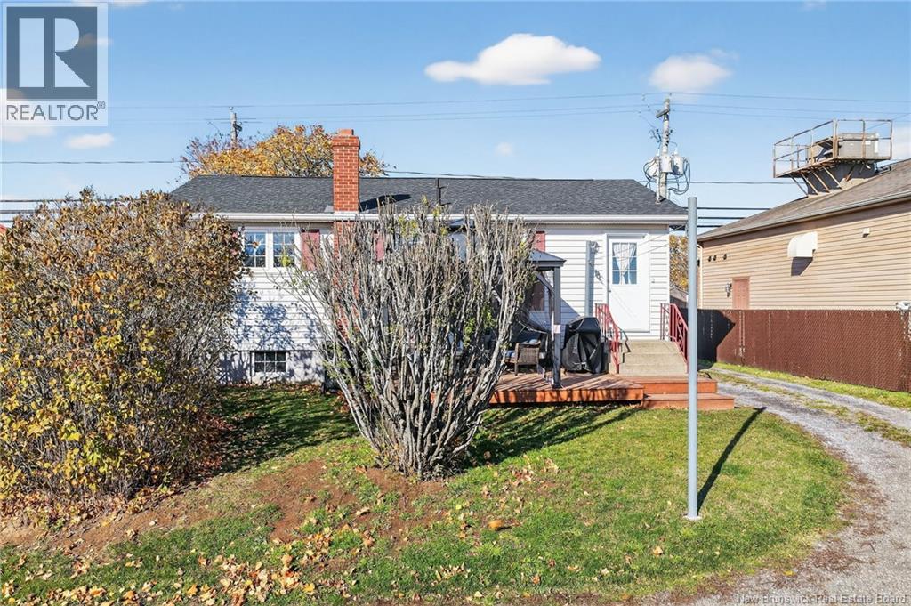 500 Champlain, Dieppe, New Brunswick  E1A 1P4 - Photo 7 - NB128261