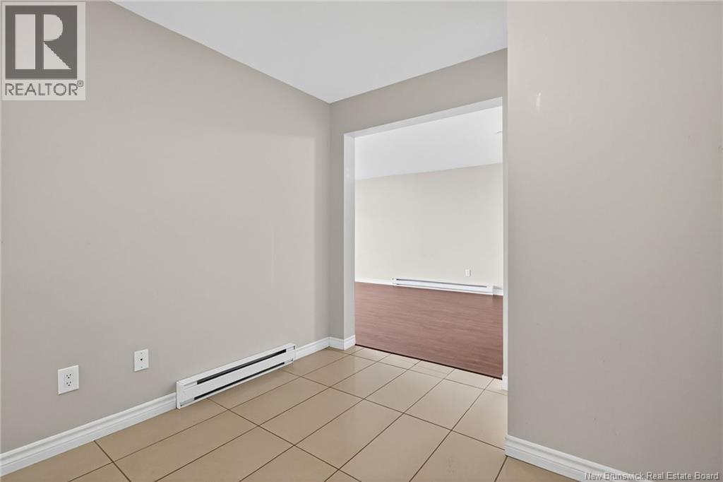 33 Sifroi Street Unit# 203, Dieppe, New Brunswick  E1A 1L6 - Photo 13 - NB129959