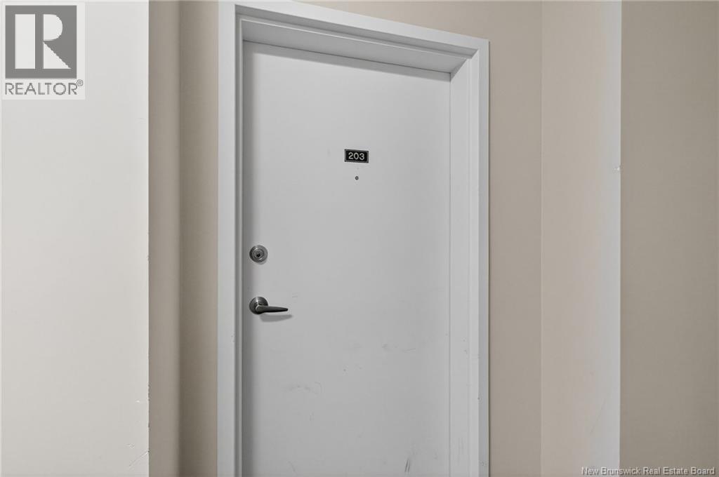 33 Sifroi Street Unit# 203, Dieppe, New Brunswick  E1A 1L6 - Photo 4 - NB129959