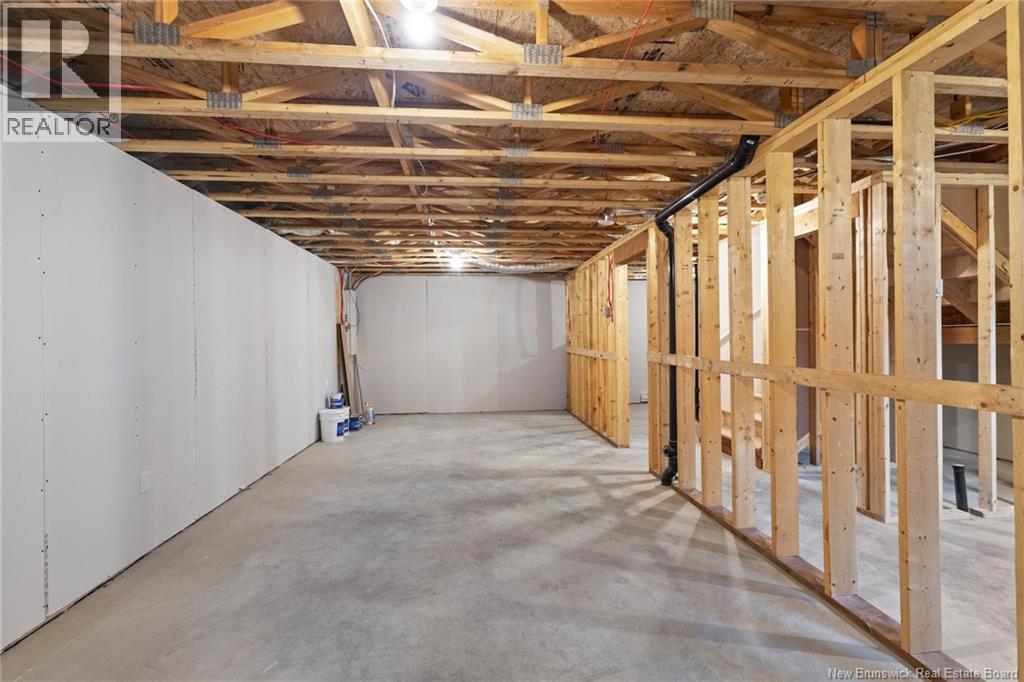 32 Attenborough Drive, Fredericton, New Brunswick  E3A 9R6 - Photo 39 - NB130021