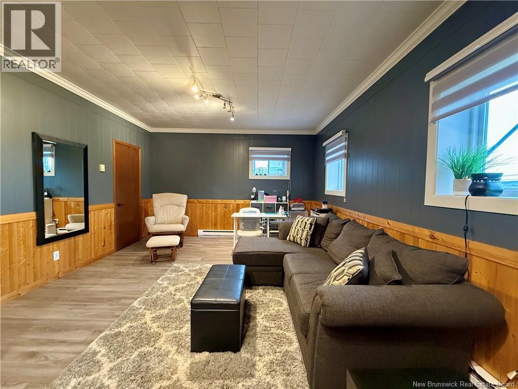 133 Bellevue Street, Edmundston, New Brunswick  E3V 2E2 - Photo 35 - NB129994
