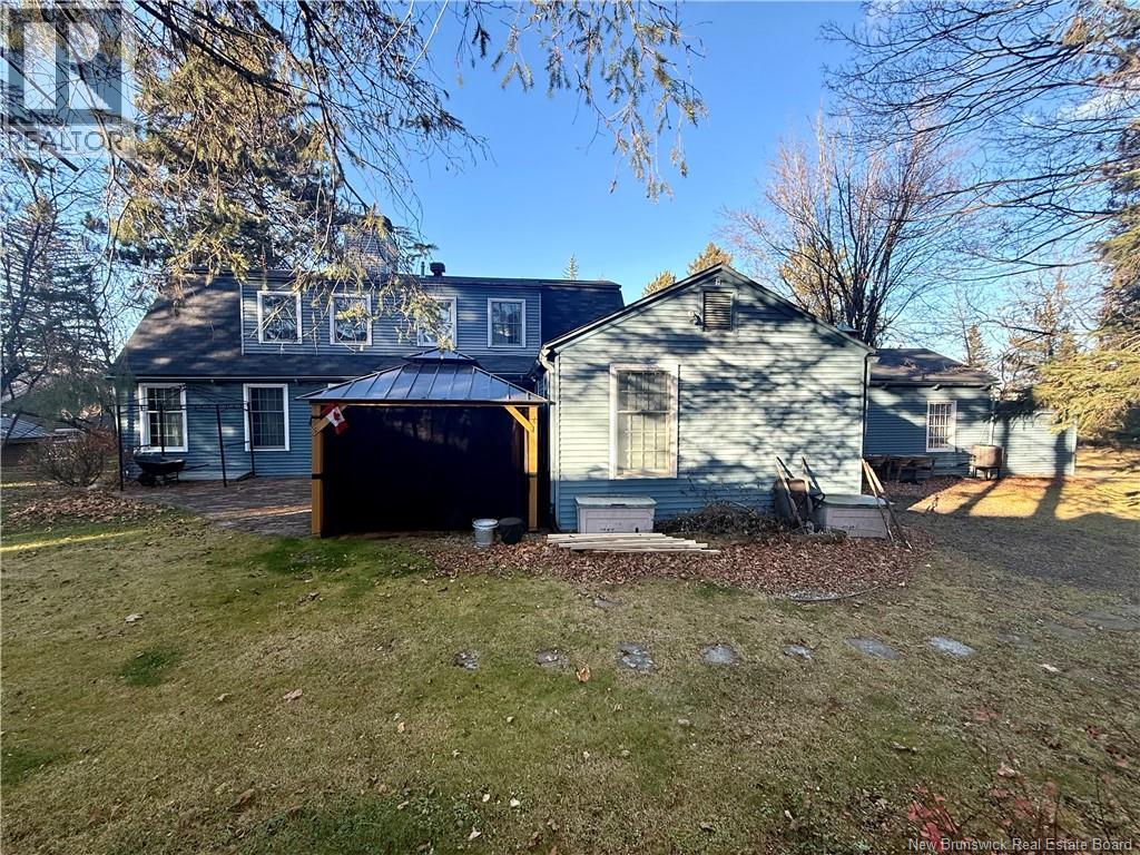 28 Lawson Street, Edmundston, New Brunswick  E3V 1Z4 - Photo 40 - NB129995