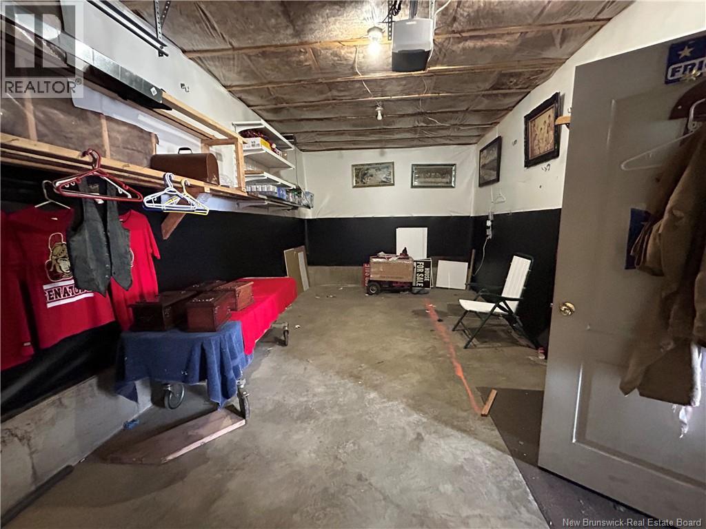 7662 Du Havre, Bas-Caraquet, New Brunswick  E1W 5X2 - Photo 35 - NB130078