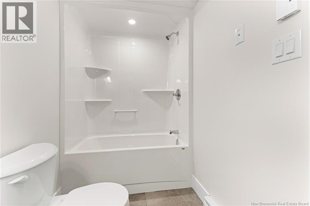 103 Rochefort, Dieppe, New Brunswick  E1A 6X9 - Photo 45 - NB129747