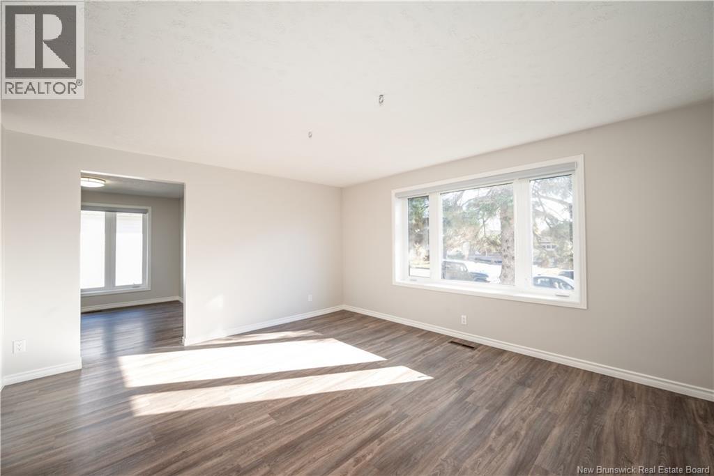 45 Cabot Drive, Moncton, New Brunswick  E1A 5K8 - Photo 8 - NB130045