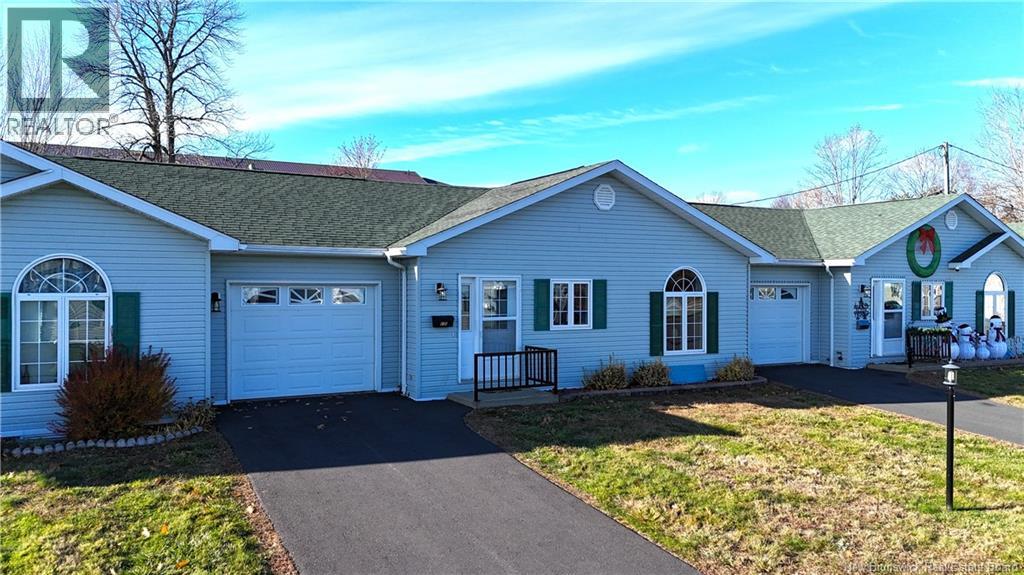 61 Prince William Street Unit# F, St. Stephen, New Brunswick  E3L 1S5 - Photo 2 - NB129880