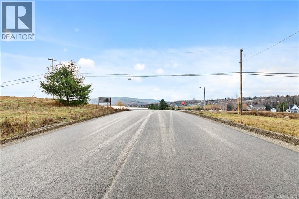 23-4 Finn Crescent, Nackawic, New Brunswick  E6G 1W1 - Photo 16 - NB130189