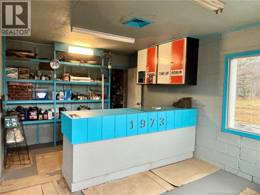 200 Rue Du Pecheur, Lamèque, New Brunswick  E8T 1K2 - Photo 4 - NB130257