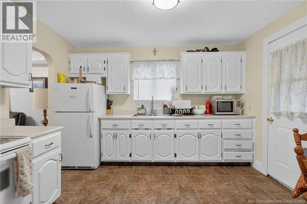 12 Ash, Moncton, New Brunswick  E1C 3M8 - Photo 11 - NB130211