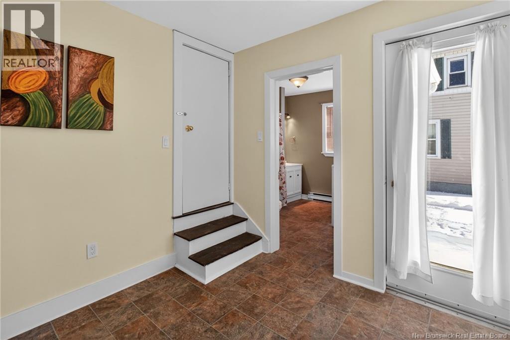 12 Ash, Moncton, New Brunswick  E1C 3M8 - Photo 17 - NB130211