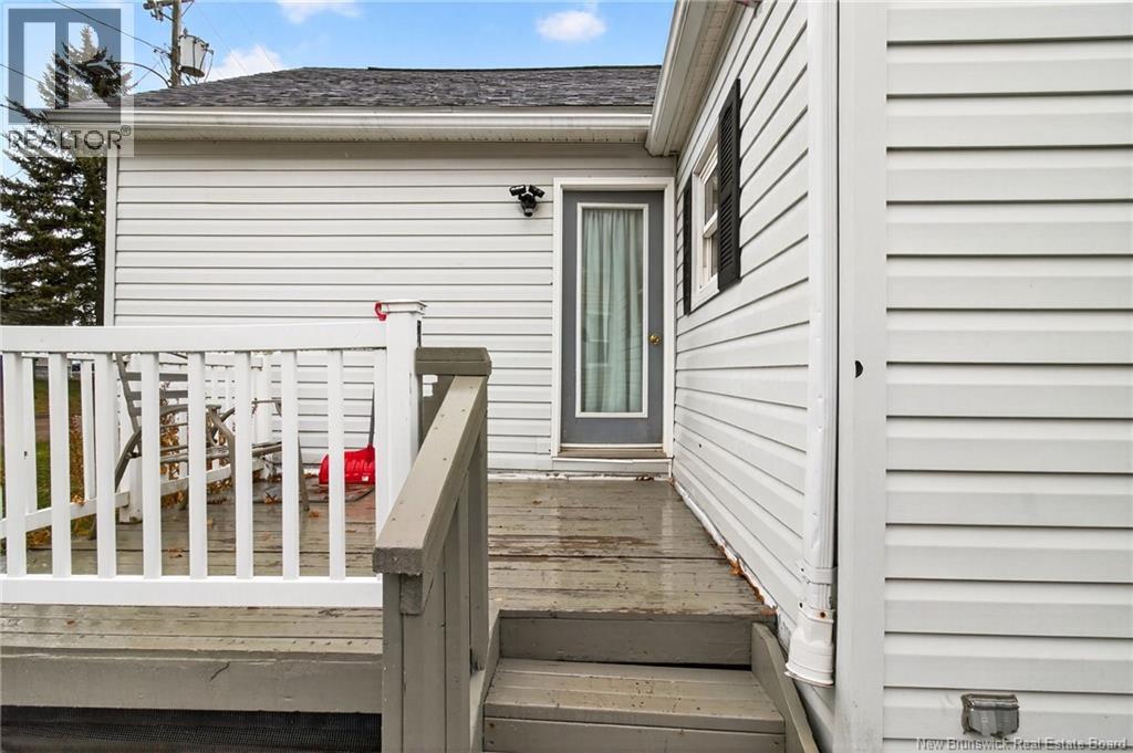 12 Ash, Moncton, New Brunswick  E1C 3M8 - Photo 6 - NB130211