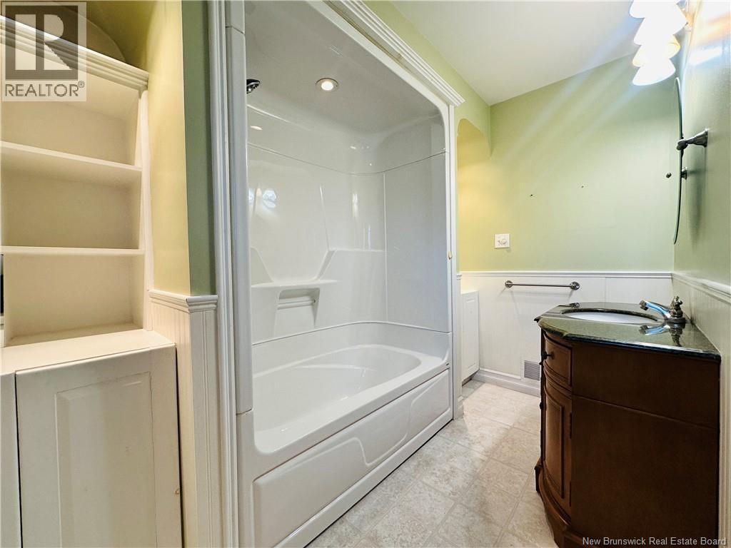 84 Howard Street, Miramichi, New Brunswick  E1N 1V8 - Photo 38 - NB130258