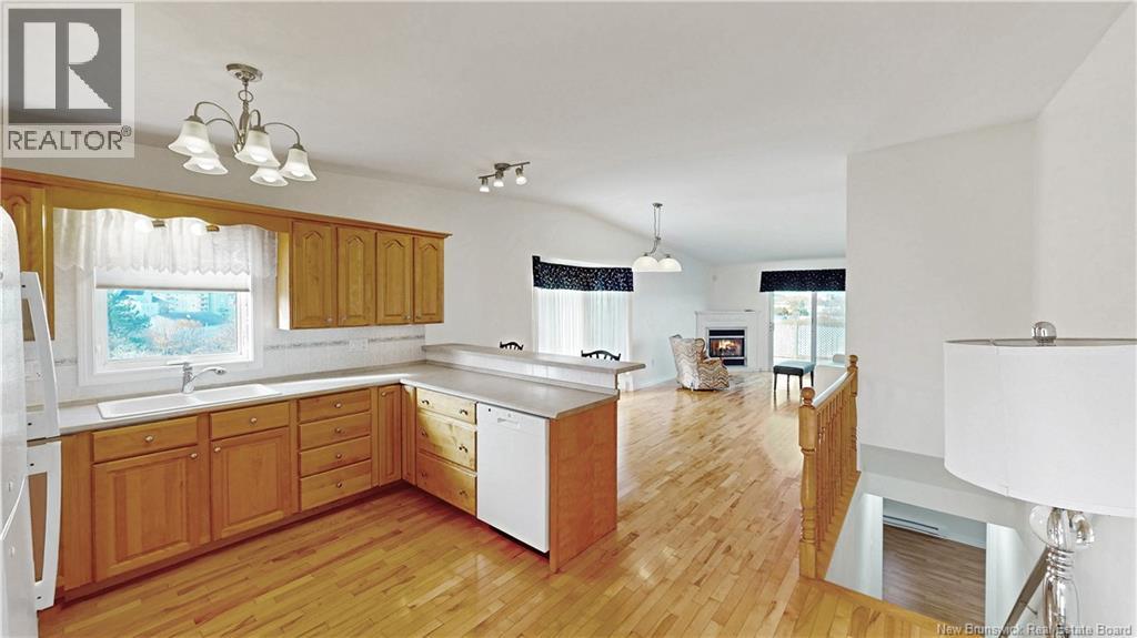 15 Saint Peters Court, Saint John, New Brunswick  E2K 5N4 - Photo 6 - NB130115