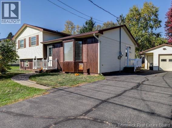 263 Magnolia Avenue, Sussex, New Brunswick E4E 2A1 - Photo 3 - NB130207