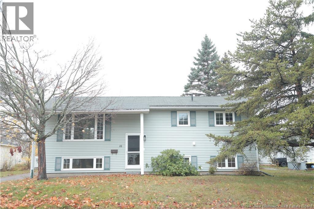 10 Morningside Drive, Moncton, New Brunswick E1G 1N8 - Photo 1 - NB130277