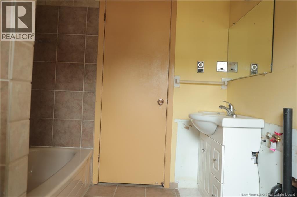 10 Morningside Drive, Moncton, New Brunswick E1G 1N8 - Photo 25 - NB130277
