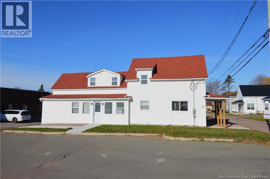 33 Comeau Street, Shediac, New Brunswick  E4P 1N7 - Photo 3 - NB130449